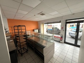 Local commercial à vendre à Charleville mezieres, 105 m² – photo 2 sur 3